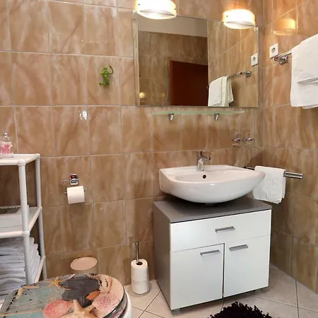 Апартаменти Katarina Трогір